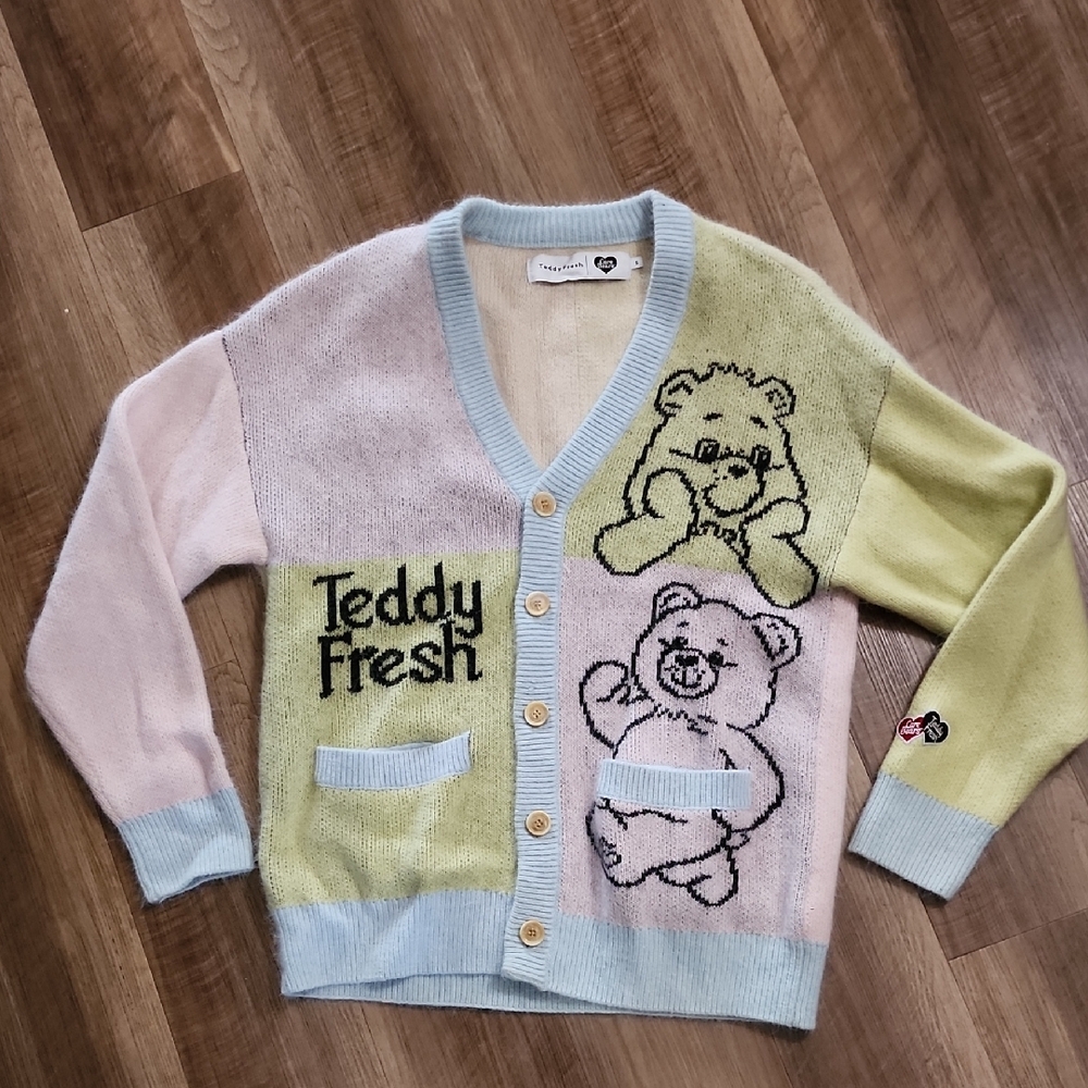 Teddy Fresh x Care Bears Pastel Bear Graphic Unisex Cardigan Sweater - Picture 7 of 16